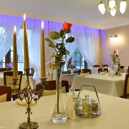 Szálloda Restauracja Ambrozja I Goscinne Mlawa
