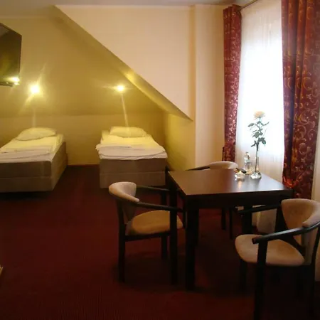 Restauracja Ambrozja I Goscinne * Mlawa